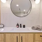 Castle Way Tamy Apartment