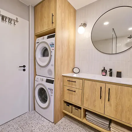 Castle Way Tamy Апартаменты