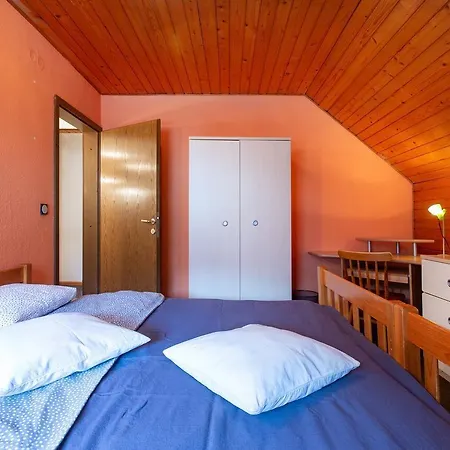 Castle Way Tamy Bled