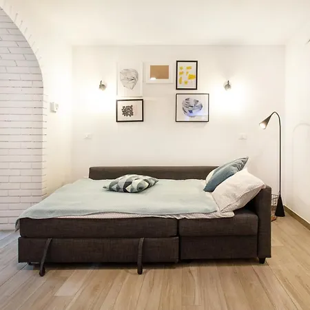 Castle Way Tamy ブレッド