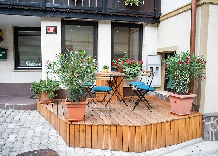 Castle Way Tamy בלד