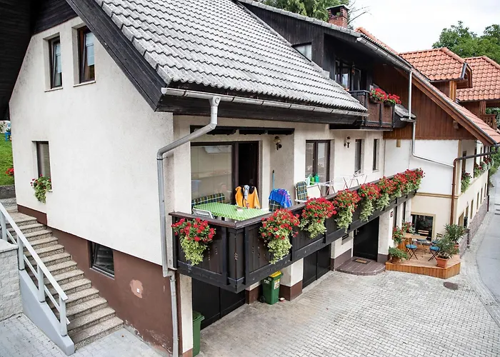 Castle Way Tamy * Bled