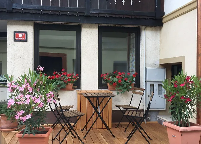 Castle Way Tamy דירה