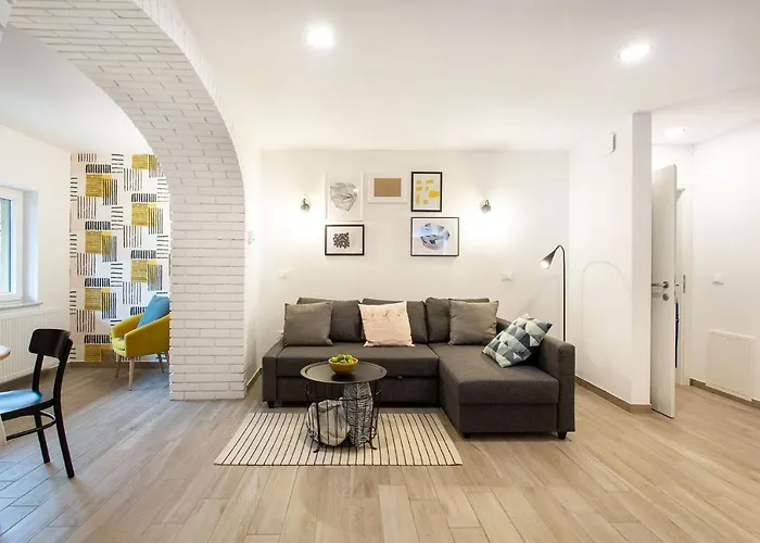 Castle Way Tamy Appartement *